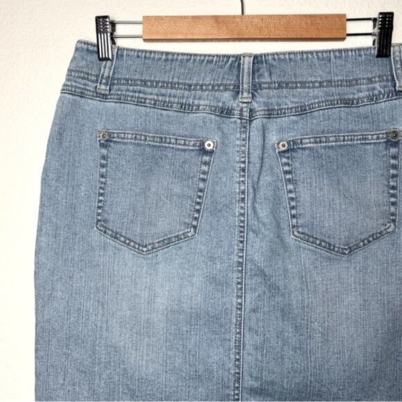 Loft Jean Denim mini skirt Women's Size 4 Blue Medium Wash Flower Embroidery y2k - Picture 10 of 13